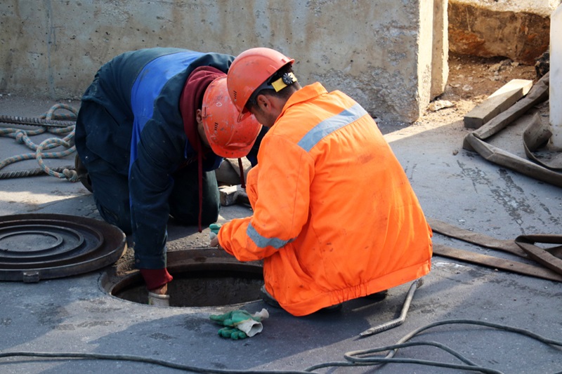 Sewer Pipe Relining