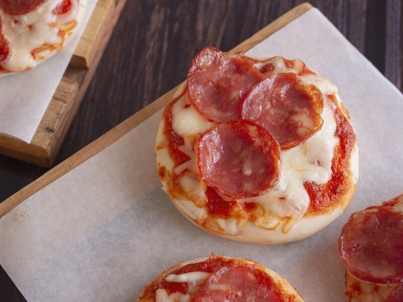 muffin pans pizza