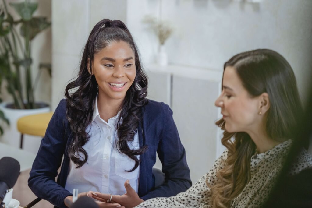 Parent discussing with teacher about the child's cademics