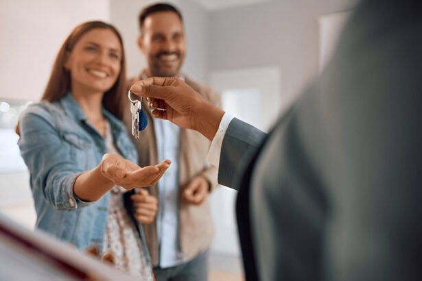 Real Estate Agent