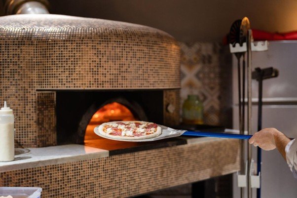 wood fired pizza oven for restaurant